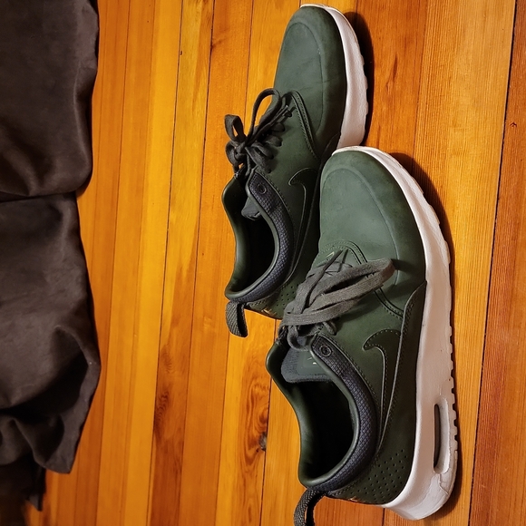 Nike running shoes - Picture 2 of 9